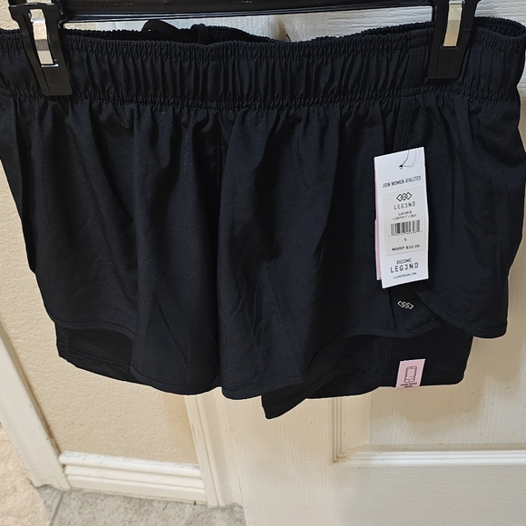 LEG3ND brand new shorts - Picture 3 of 3